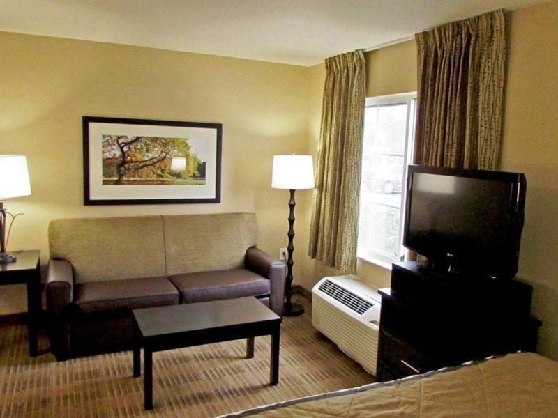 Extended Stay America Suites - Pleasanton - Chabot Dr Exterior photo