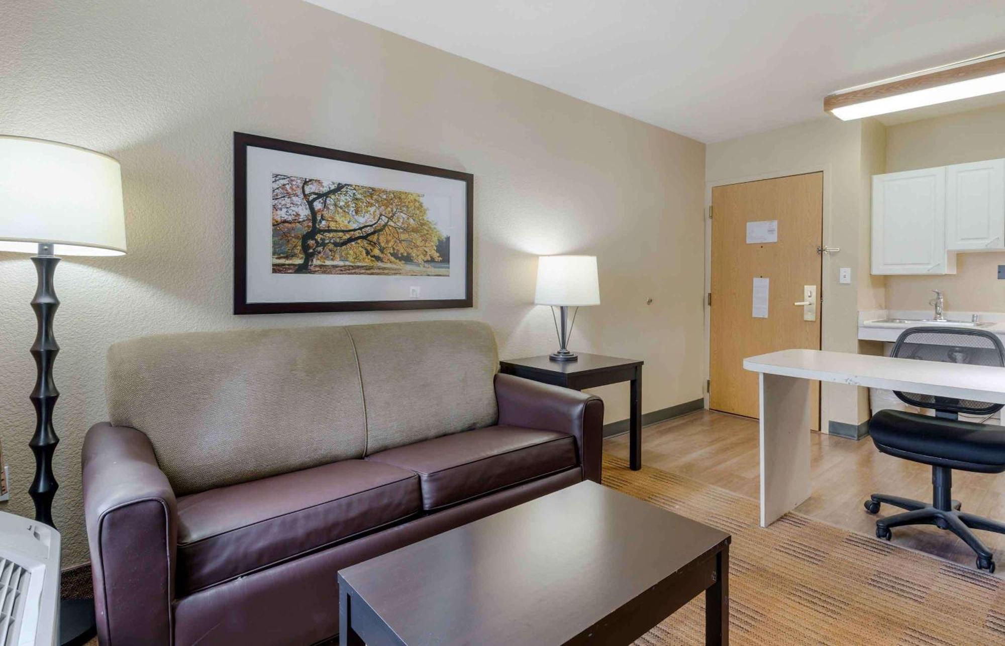 Extended Stay America Suites - Pleasanton - Chabot Dr Exterior photo