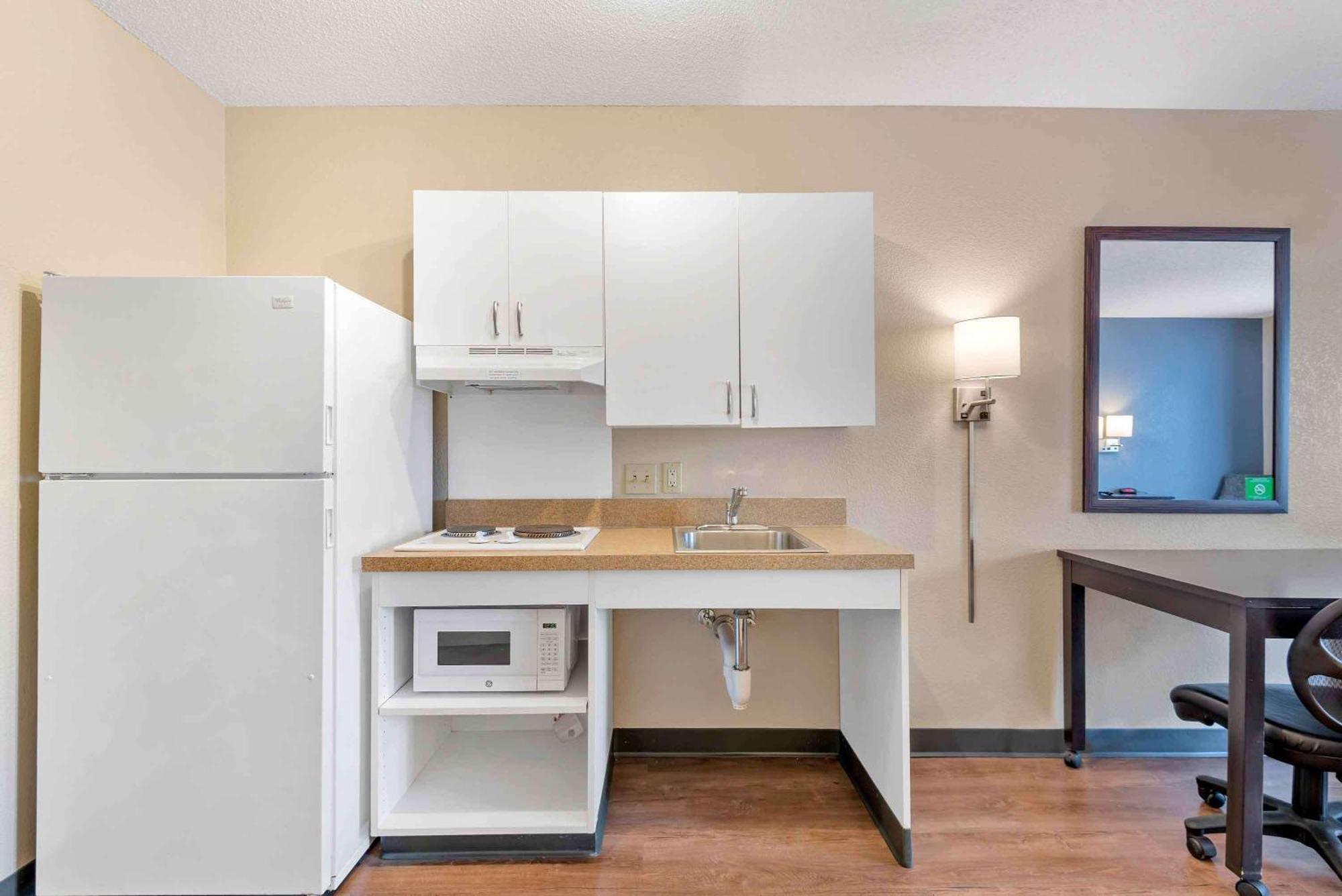 Extended Stay America Suites - Pleasanton - Chabot Dr Exterior photo